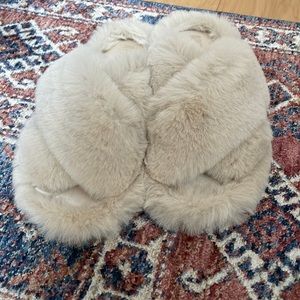 NWOT Apparis Biba Slide